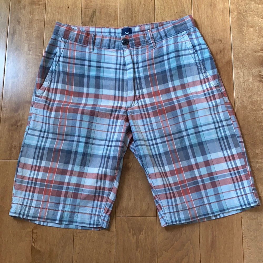 GAP SHORTS MENS SIZE 29